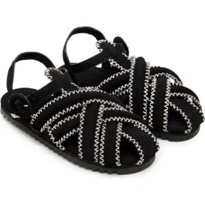 FARM Rio Zigzag Stitch Sandals Womens 9 Black Leather Vegan Bohemian